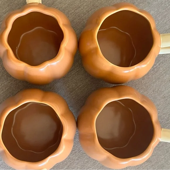 West Elm Orange and Cream Pumpkin Mugs Set - Picture 7 of 9